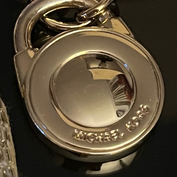 MICHAEL KORS KEYCHAIN UPSCALED BY ME 😉 - Picture 5 of 7